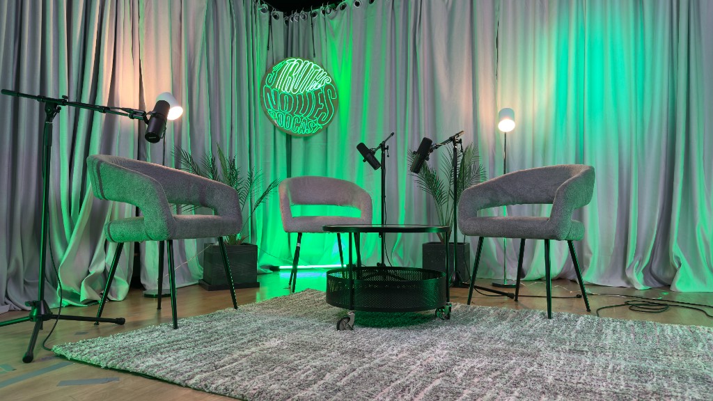 Truths No Lies podcast set